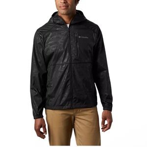 Columbia Men’s Flash Forward Hoodie Wind Breaker in Black Camouflage